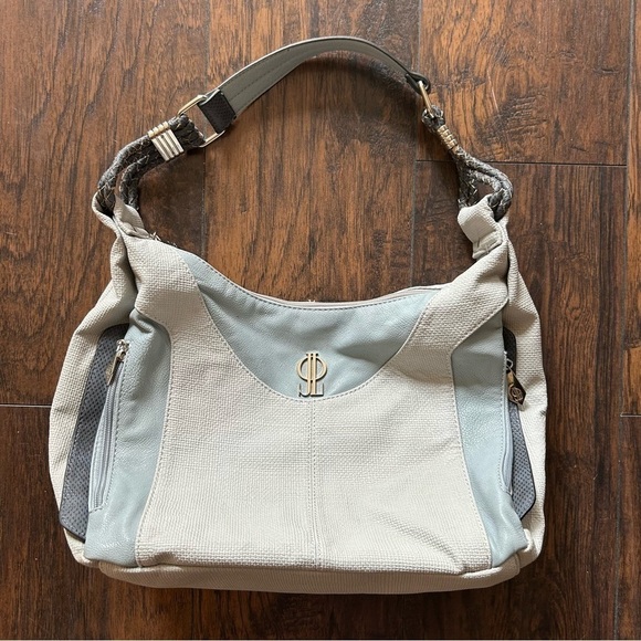 Jennifer Lopez Handbag - Picture 1 of 16